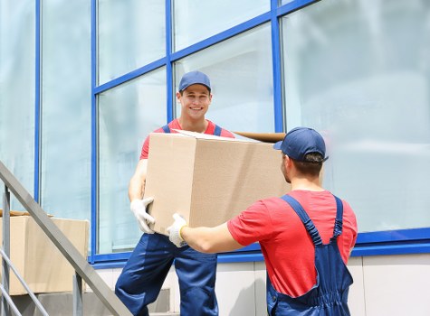 Man and van service pricing for a Docklands apartment move