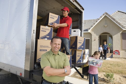 Moving truck service for residential and commercial customers in Docklands