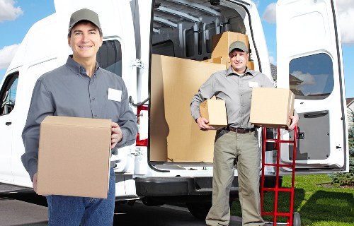Careful transport of sofas and household furniture in Docklands