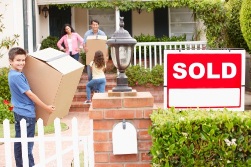 Sturdy moving boxes suitable for Docklands apartment relocations